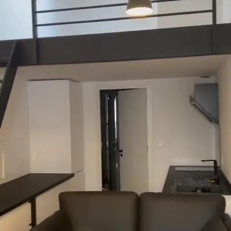 Апартаменты Le Studio Mezzanine